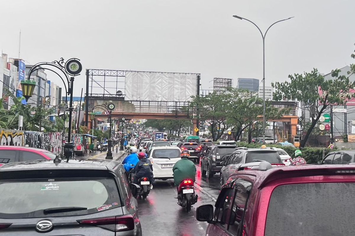macet_imbas_acara_dos_balai_kota