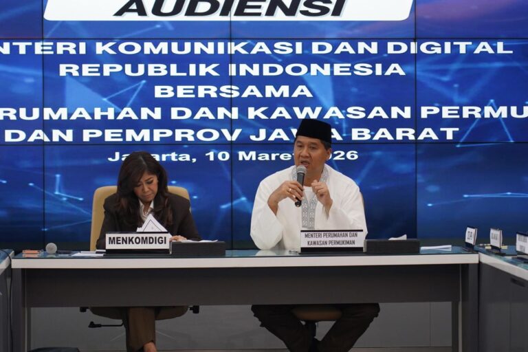 AUTP3NNeCnzw1XVq42Nvx3FXXquWpncCyGEbYYad